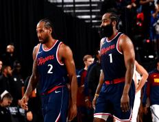 乐鱼体育网站入口-快船队实力碾压灰熊队，成功晋级半决赛