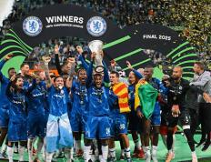 乐鱼体育-曼联完胜英格兰，穆勒制霸全场的简单介绍