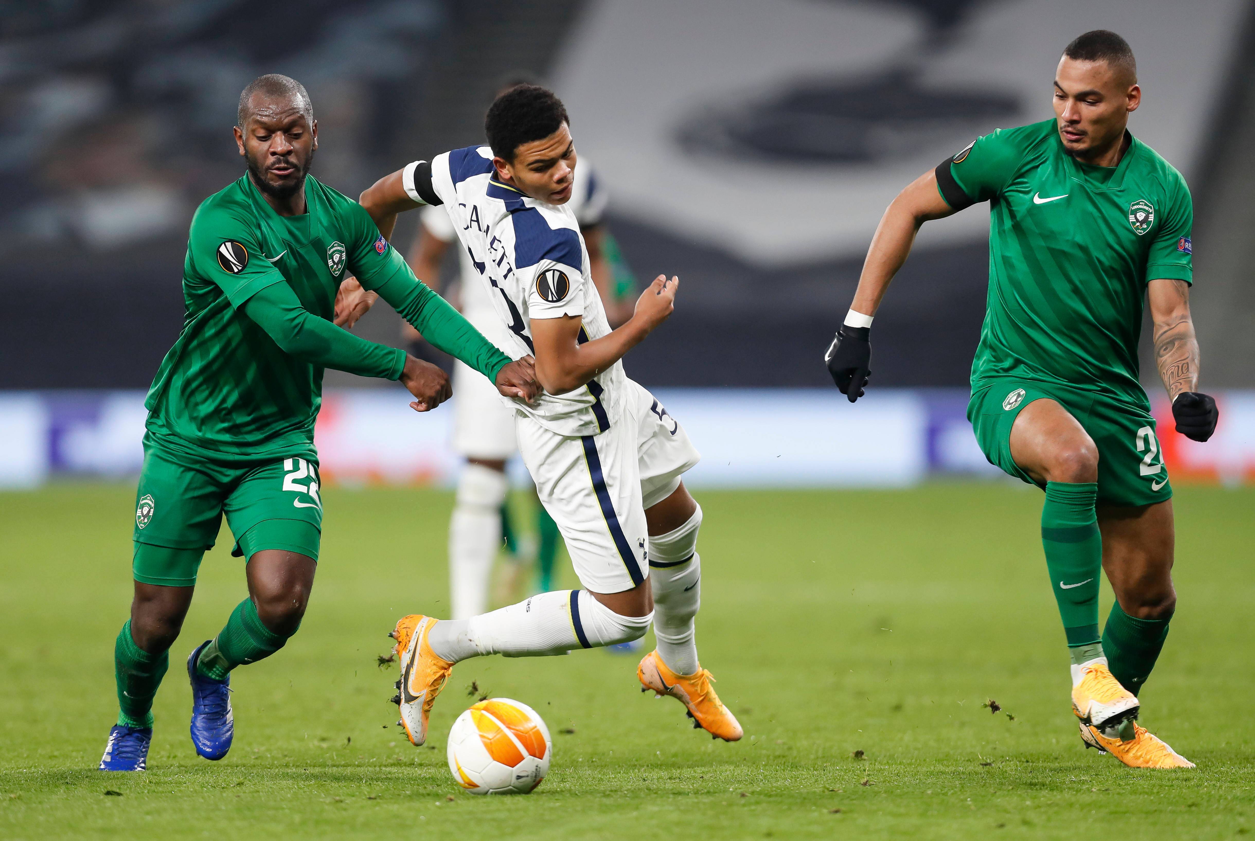 乐鱼体育app-率先破门!球队改写比分全力赢球