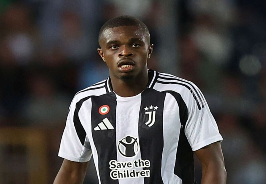 乐鱼体育网站入口-尤文图斯主场大胜,后防表现让人印象深刻